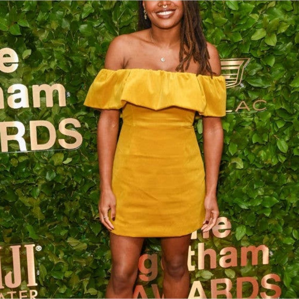 🆕️ Cara Cara Vera Off The Shoulder Velvet Bubble Mini Dress in Golden Yellow